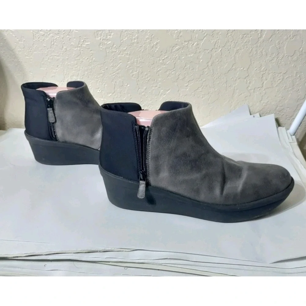 Clarks Cloudsteppers Step Rose Up Ankle Boots Womens 9 Gray Wedge Comfort